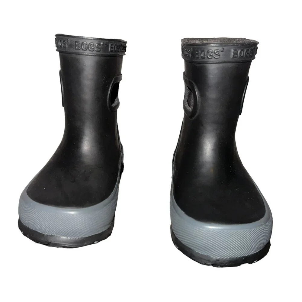 NWOT Bogs Skipper Solid Rain Boots Kids 4 Unisex Waterproof Rubber Lightweight
